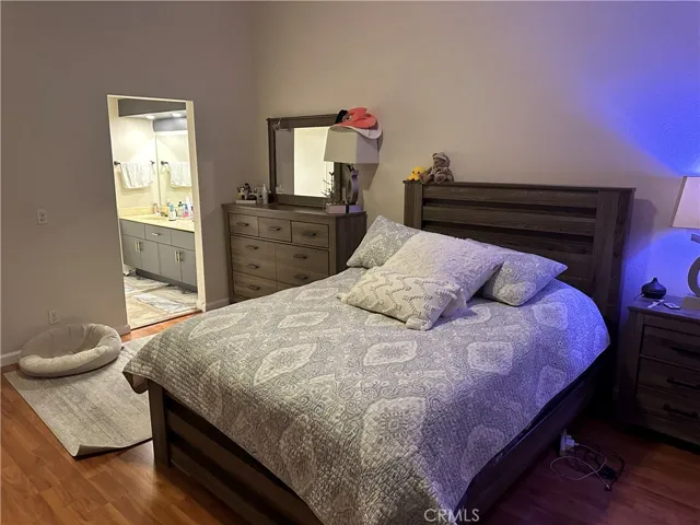 21500 Califa Street 192, Woodland Hills, California 91367