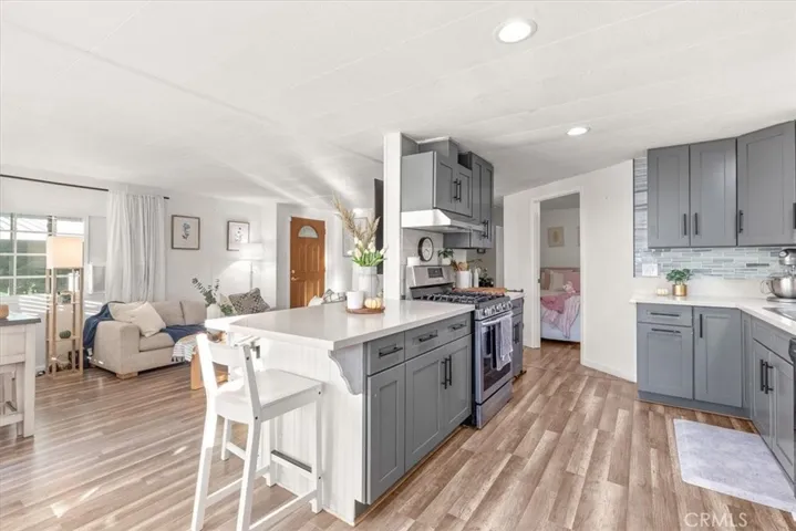 Kitchen open floor plan to dinning