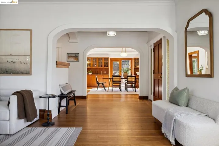 4000 Lakeshore Ave, Oakland, California 94610