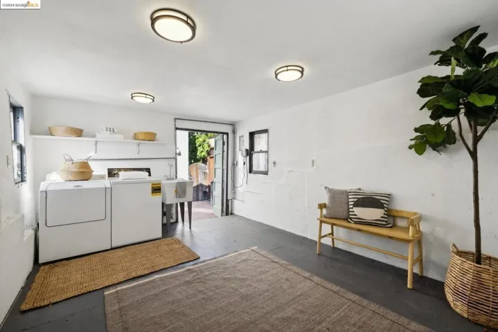 4000 Lakeshore Ave, Oakland, California 94610