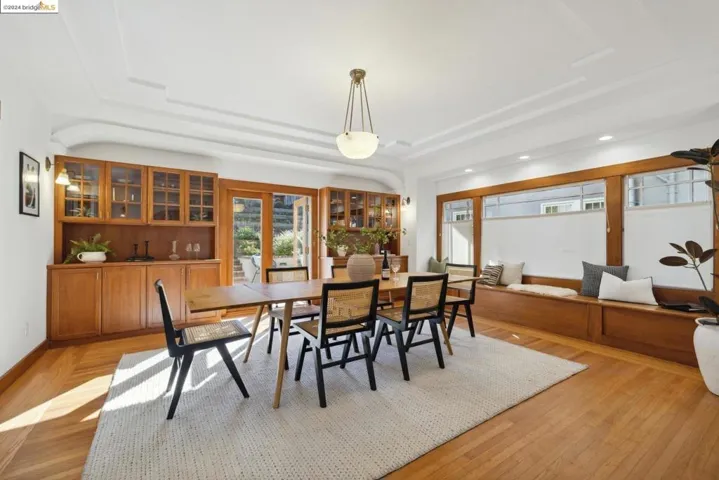 4000 Lakeshore Ave, Oakland, California 94610