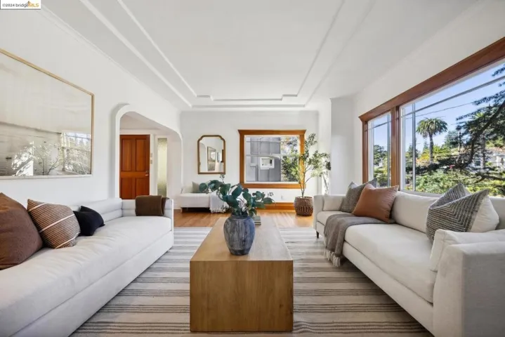4000 Lakeshore Ave, Oakland, California 94610