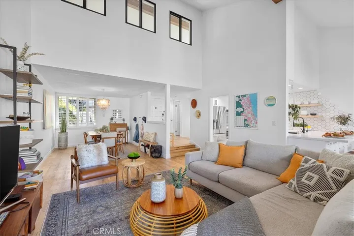 1007 S Catalina Avenue 211, Redondo Beach, California 90277