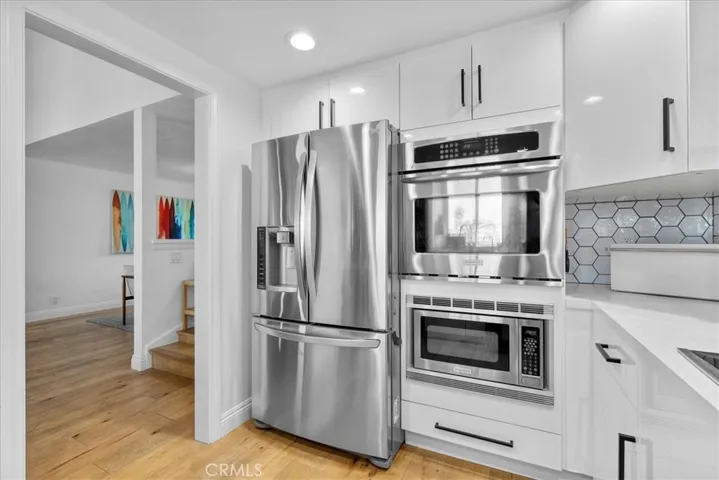 1007 S Catalina Avenue 211, Redondo Beach, California 90277