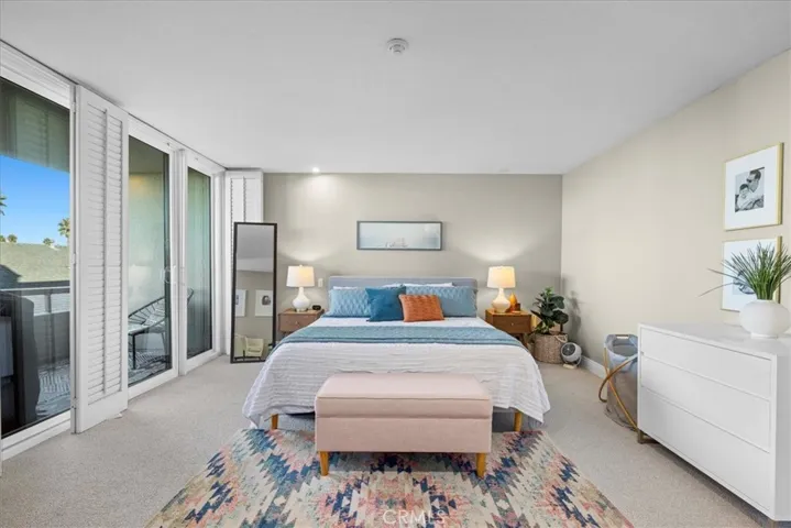 1007 S Catalina Avenue 211, Redondo Beach, California 90277