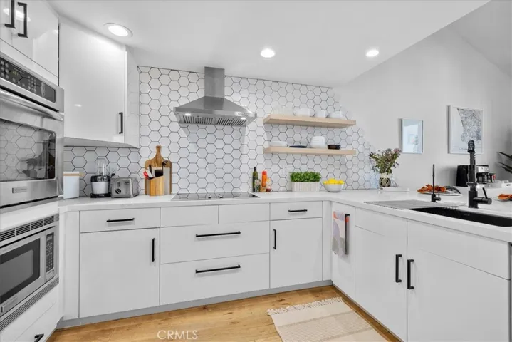 1007 S Catalina Avenue 211, Redondo Beach, California 90277