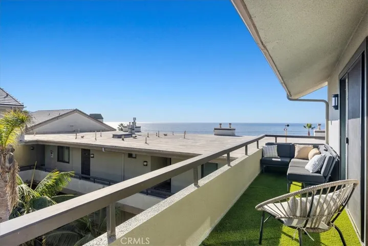 1007 S Catalina Avenue 211, Redondo Beach, California 90277