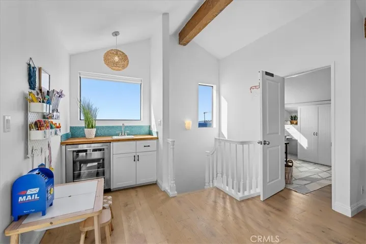 1007 S Catalina Avenue 211, Redondo Beach, California 90277
