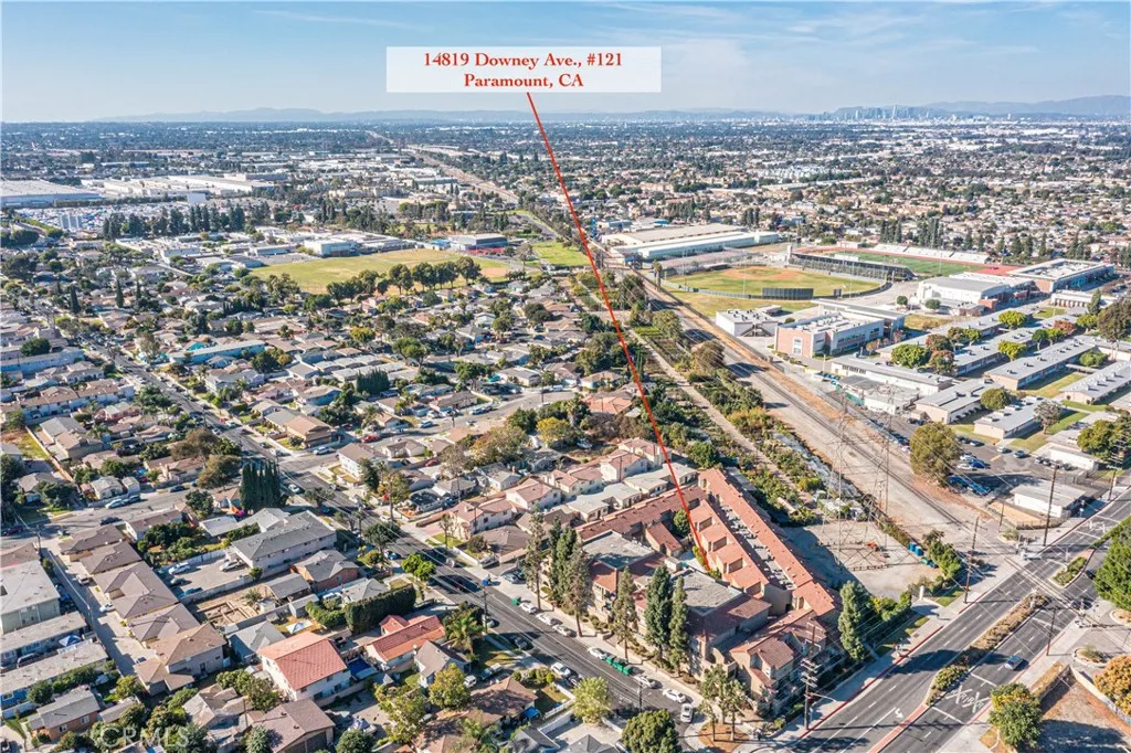 14819 Downey Avenue 121, Paramount, California 90723 home-pic-3