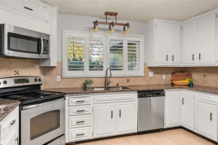 108 Estates Drive, Chico, California 95928