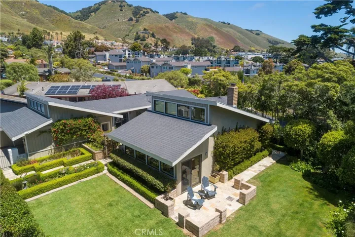 125 Park Place, Pismo Beach, California 93449