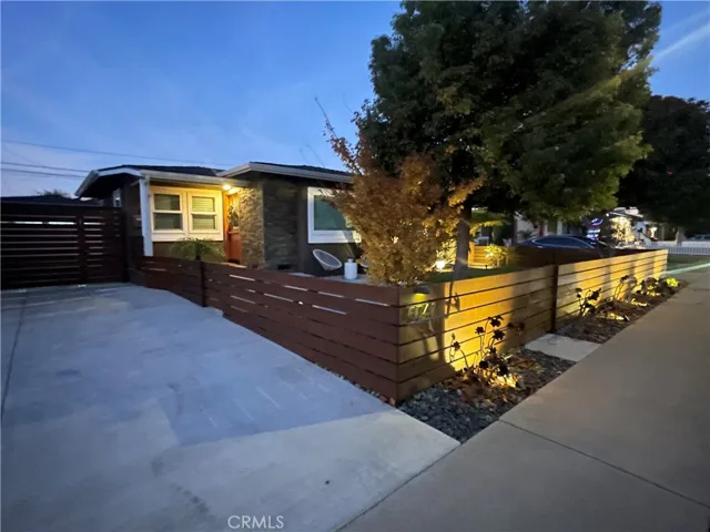 Night lighting in front garden