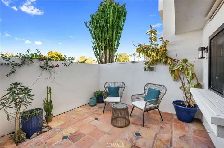 48722 Desert Flower Drive, Palm Desert, California 92260