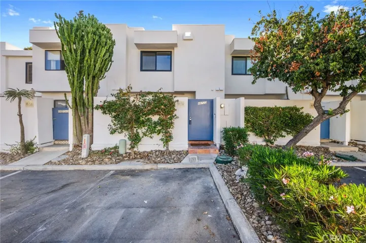 48722 Desert Flower Drive, Palm Desert, California 92260