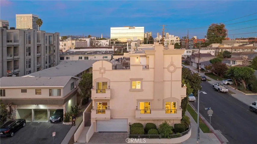 11359 Missouri Avenue, Los Angeles, California 90025