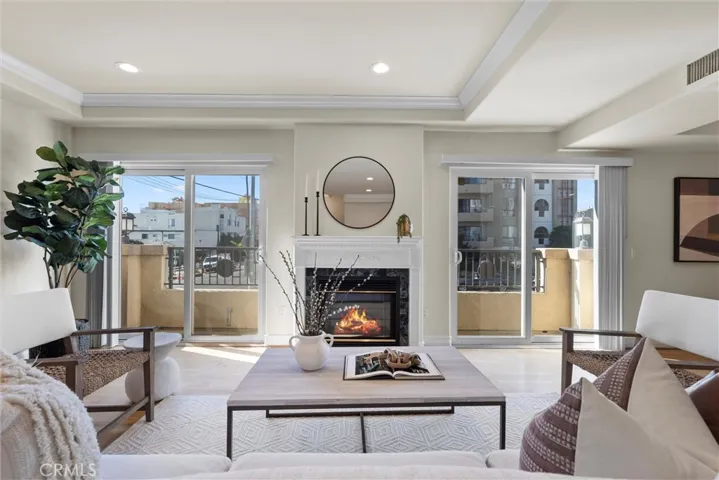 11359 Missouri Avenue, Los Angeles, California 90025