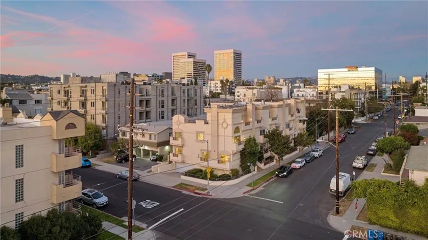 11359 Missouri Avenue, Los Angeles, California 90025