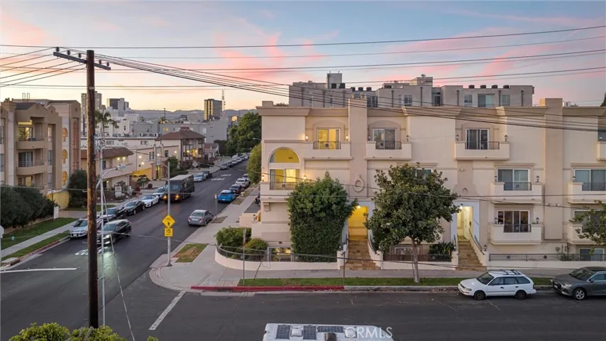 11359 Missouri Avenue, Los Angeles, California 90025
