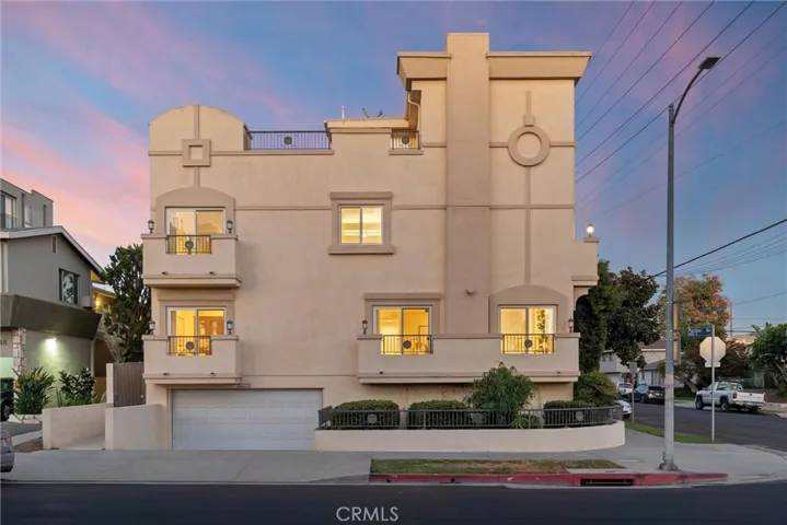 11359 Missouri Avenue, Los Angeles, California 90025