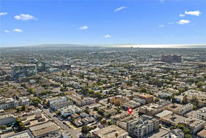 11359 Missouri Avenue, Los Angeles, California 90025