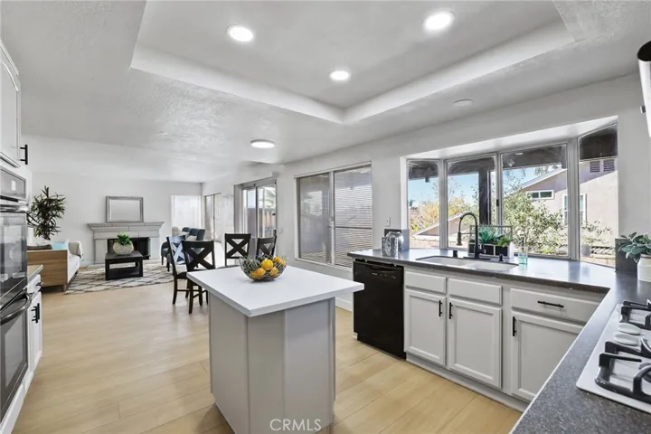 28701 Fox Tail Way, Highland, California 92346