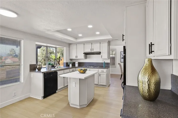 28701 Fox Tail Way, Highland, California 92346