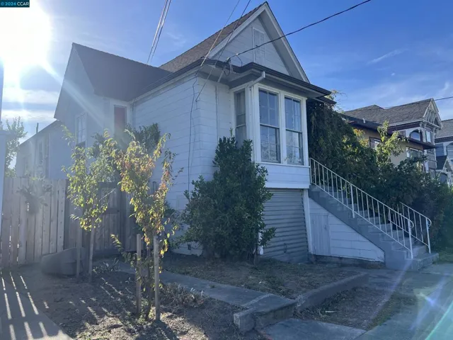 2260 Buena Vista Ave, Alameda, California 94501
