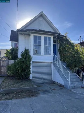 2260 Buena Vista Ave, Alameda, California 94501