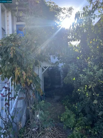 2260 Buena Vista Ave, Alameda, California 94501