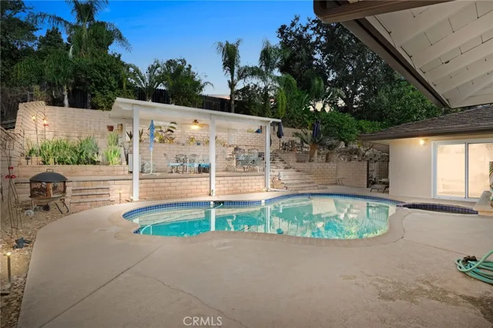 447 E Virginia Avenue, Glendora, California 91741