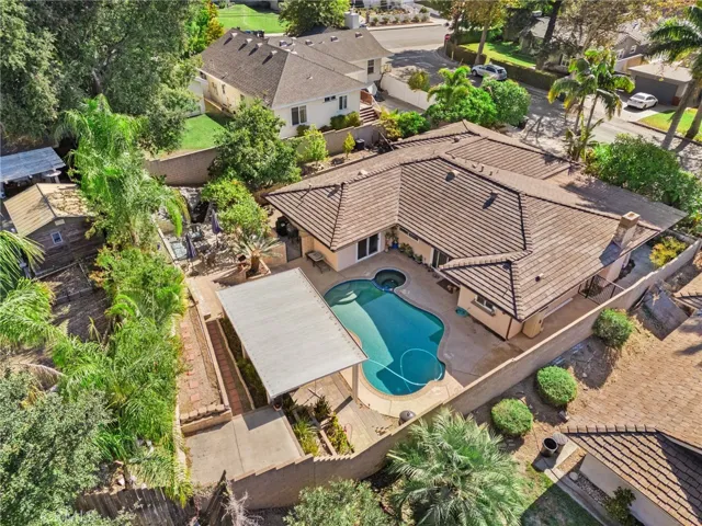 447 E Virginia Avenue, Glendora, California 91741