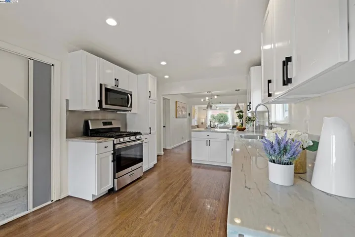 715 Dolores Ave, San Leandro, California 94577