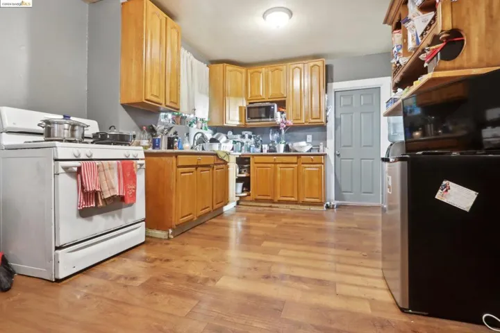630 Victoria Ct, San Leandro, California 94577