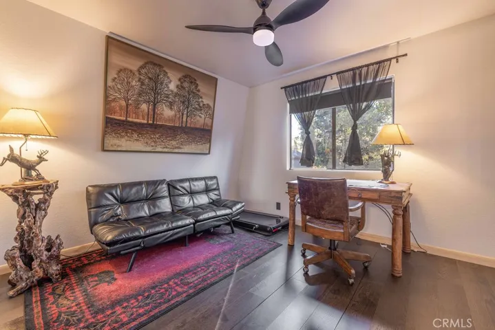 279 Los Angeles Avenue, Sugarloaf, California 92386