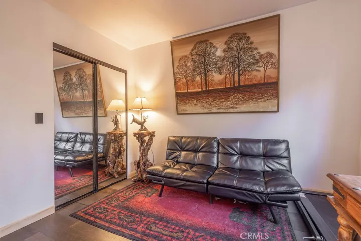 279 Los Angeles Avenue, Sugarloaf, California 92386