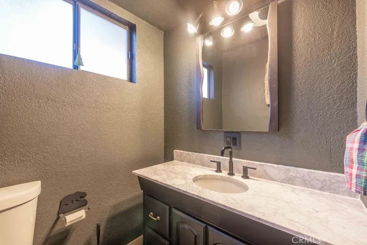 279 Los Angeles Avenue, Sugarloaf, California 92386