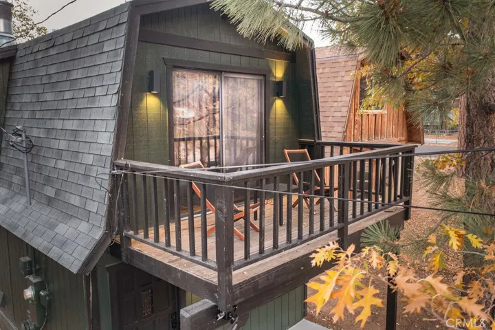 279 Los Angeles Avenue, Sugarloaf, California 92386