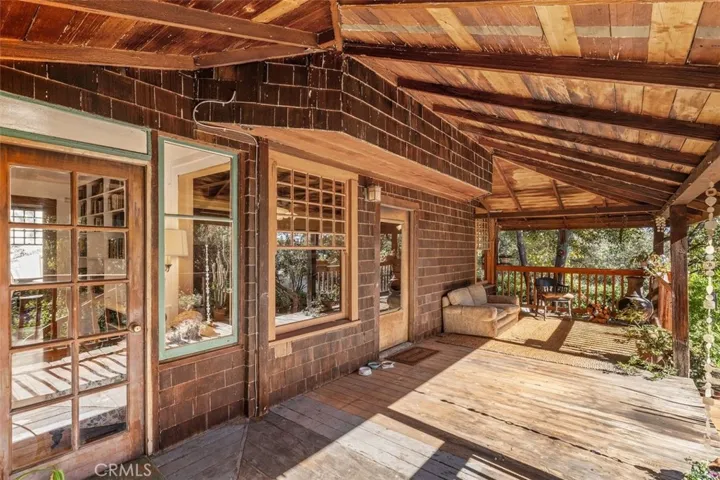 735 Canyon Crest Drive, Sierra Madre, California 91024