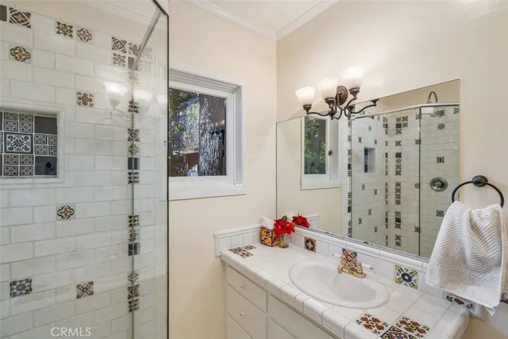 735 Canyon Crest Drive, Sierra Madre, California 91024