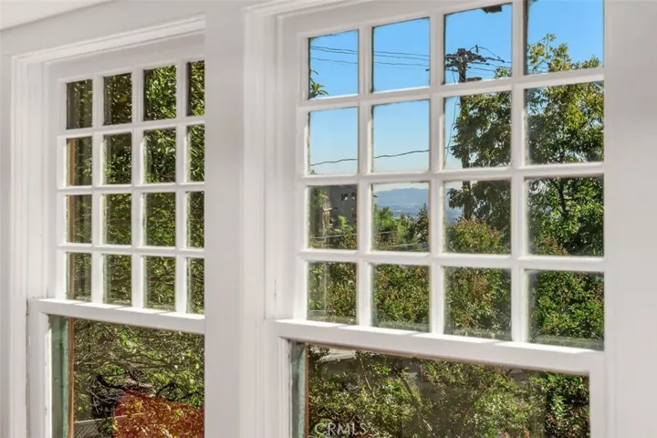 735 Canyon Crest Drive, Sierra Madre, California 91024