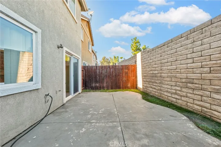 12918 Four Palms Lane 14, Sylmar, California 91342