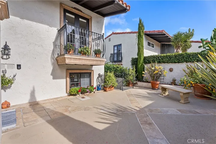 2621 Vista Ornada, Newport Beach, California 92660
