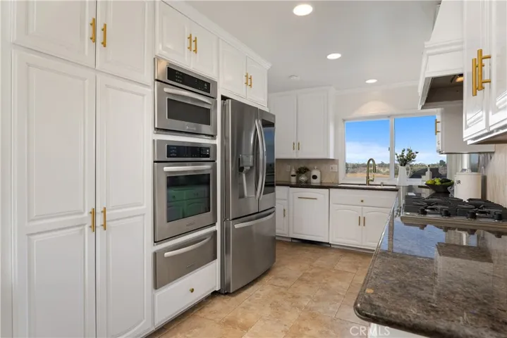 2621 Vista Ornada, Newport Beach, California 92660
