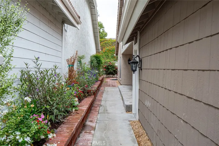 924 S Lake Summit Drive, Anaheim, California 92807