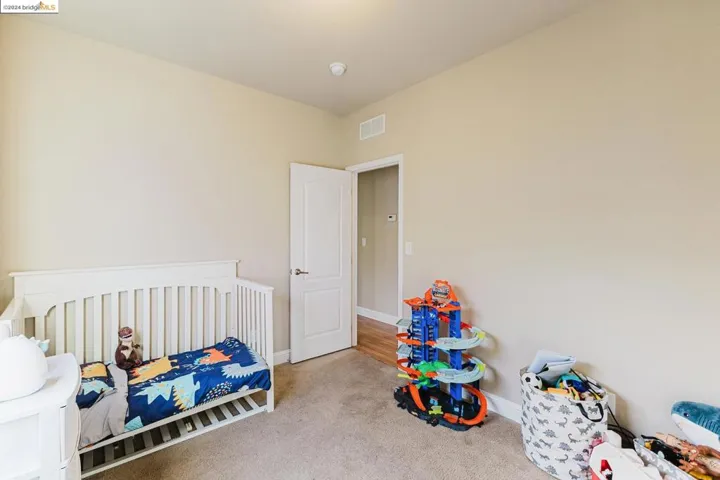 196 Pear Ln, Santa Rosa, California 95407