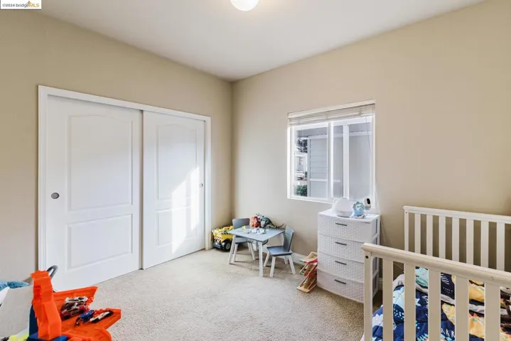 196 Pear Ln, Santa Rosa, California 95407
