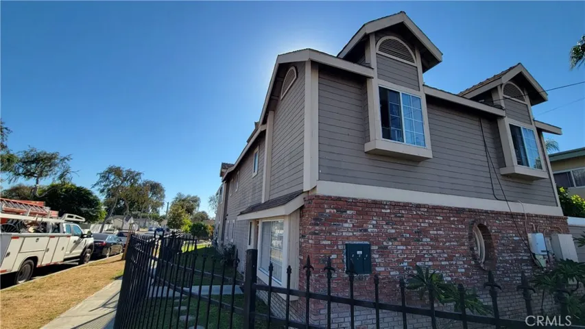 2400 W Commonwealth Avenue, Fullerton, California 92833