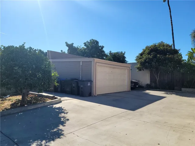 2400 W Commonwealth Avenue, Fullerton, California 92833