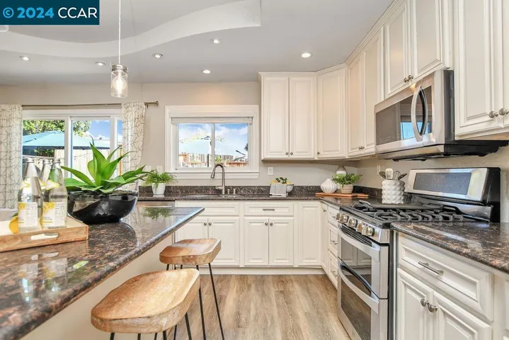 317 Lava Court, Martinez, California 94553