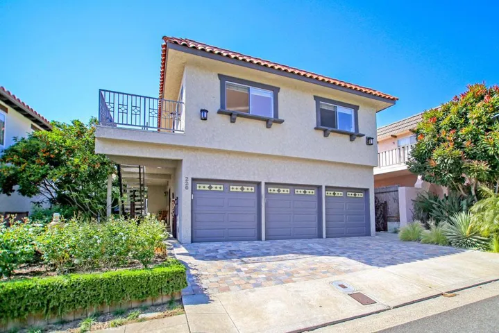 220 Avenida Lobeiro D, San Clemente, California 92672